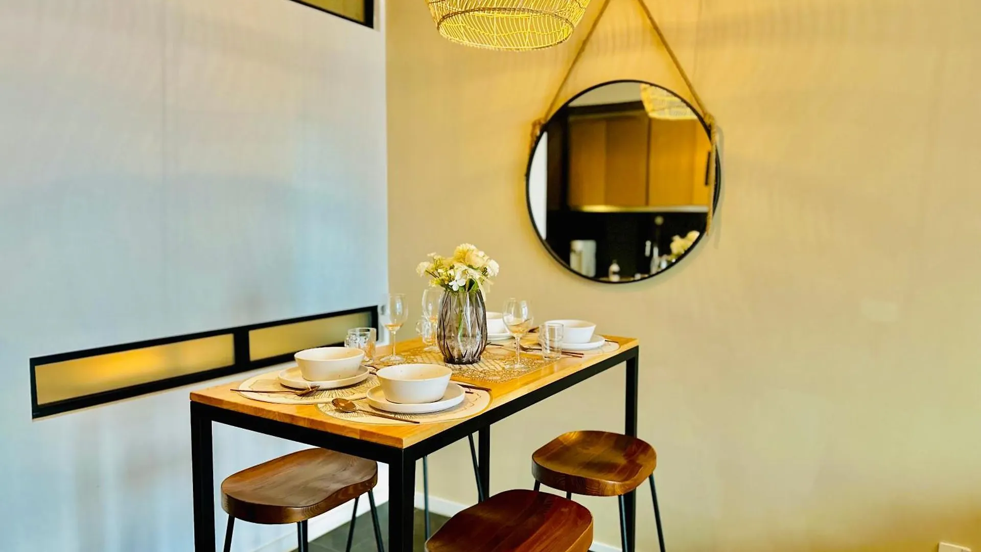 Scarletz Suites Klcc By M Suites Kuala Lumpur 0*,