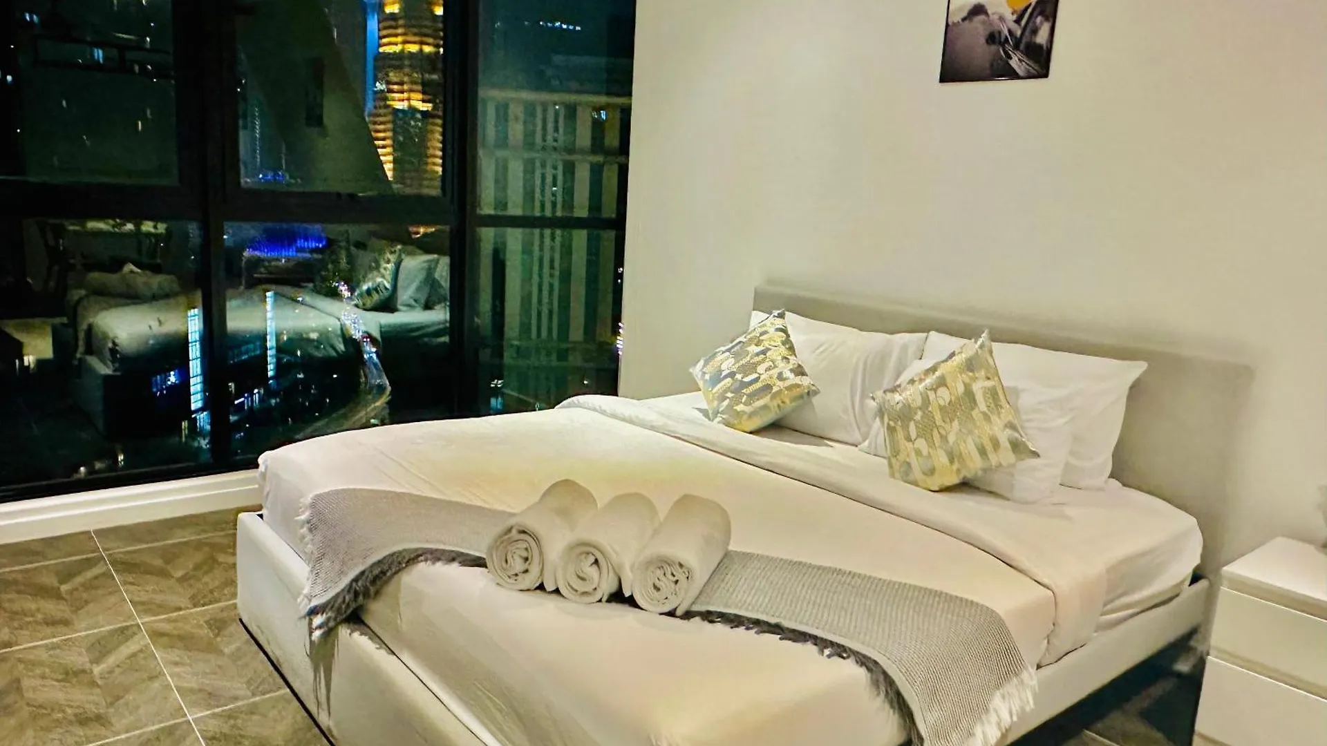 Scarletz Suites Klcc By M Suites Kuala Lumpur